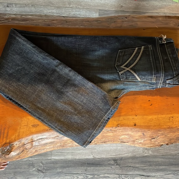 William Rast Jeans - Picture 4 of 5